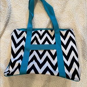 18" Chevron Prints Large Roomy Canvas Tote Beach Bag (Black Blue) Ever Moda